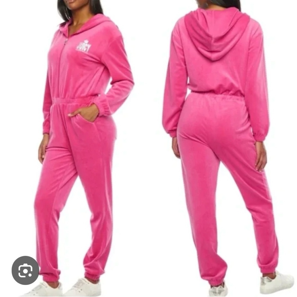 Juicy Couture Pink Velour Jumpsuit Relaxed Fit - Picture 2 of 13